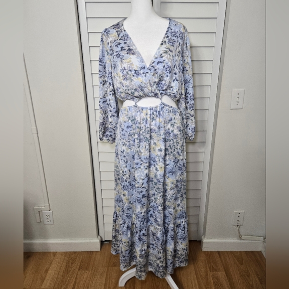 Floret Studios Dresses & Skirts - Floret Studio Blue Multi Floral Maxi Dress Size L